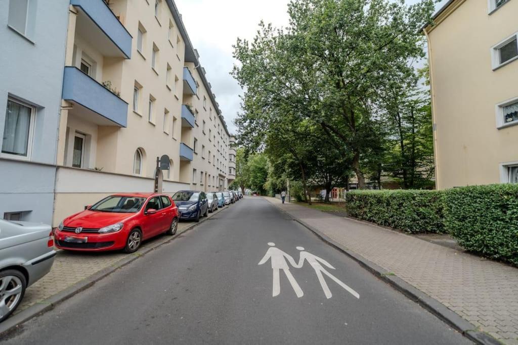 Wohnung Naehe Stadtzentrum Mit Wohnzimmer Und Kueche Koblenz  Exterior photo